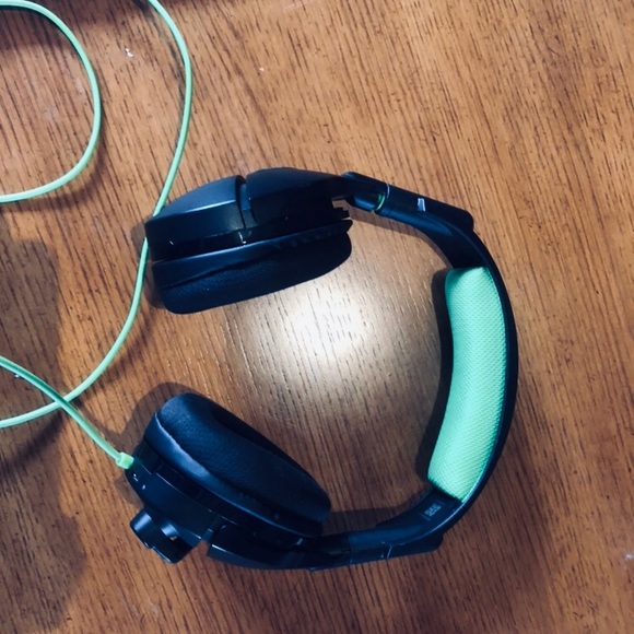 Turtle beach gaming headset - Picture 3 of 3